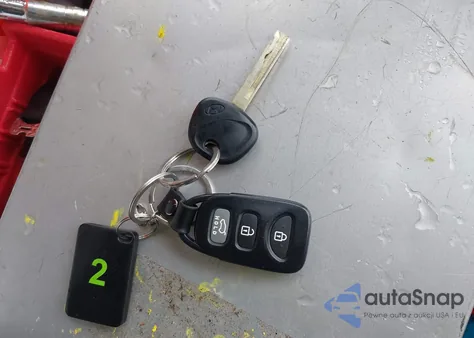 2013 Hyundai Veloster Base W/Black from USA, damaged, VIN KMHTC6AD3DU160506